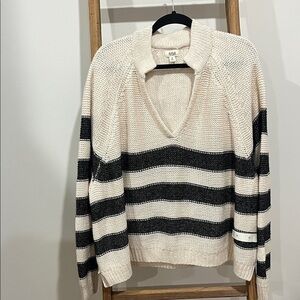 A.N.A. Long Sleeved V-Neck Pullover Sweater